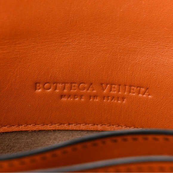 Authentic Botegga Ventana Nappa Bag - Picture 8 of 11